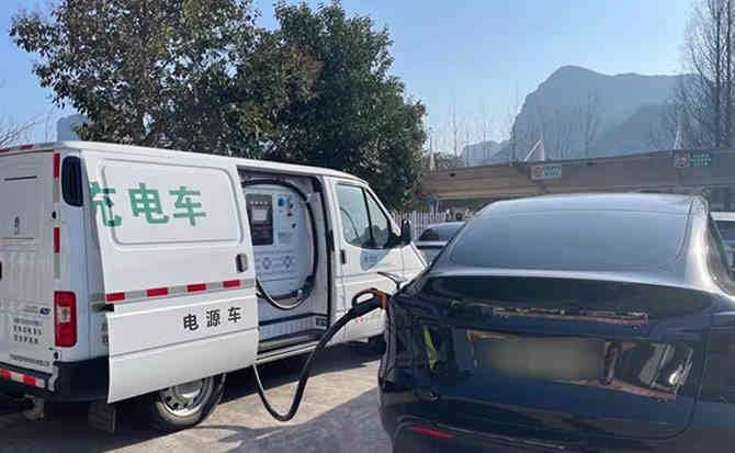 天门汽车搭电